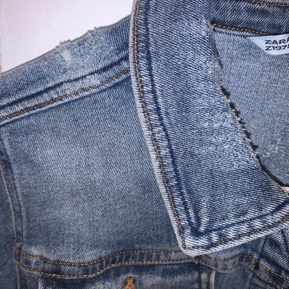 Zara Denim Jacket (Size M) - Picture 5 of 5